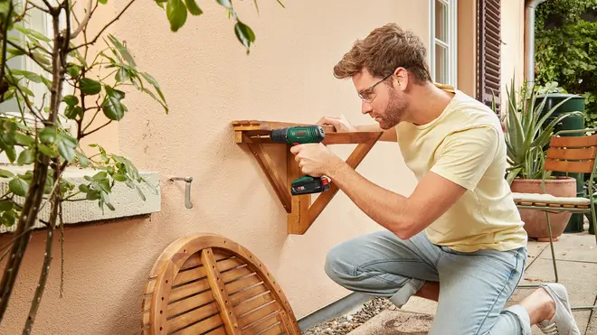 Bosch EasyDrill 18V borrmaskin/skruvdragare + SystemBox inkl. batteri