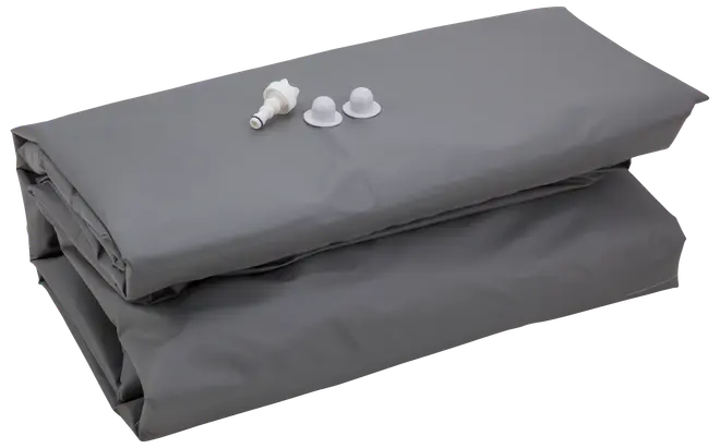 Hopvikt grå uppblåsbar madrass med två sugproppar och ett vitt ventilfäste ovanpå, lämplig som reservdel till luftmadrasser eller poolstolar.