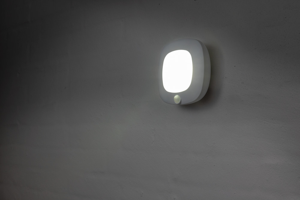 BRIGHT DESIGN COB LED-lampe med sensor - hvid