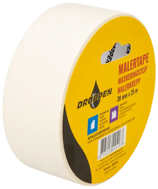 Rulle vit maskeringstejp, 38 mm bred och 25 meter lång, med gul etikett, produktinformation och utskuret handtag för enkel transport.