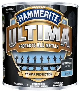 Hammerite Ultima metalmaling, antracitgrå, glat finish. Beskytter alle metaller, 12 års beskyttelse, hurtigtørrende, ingen grunder nødvendig, farvelåseteknologi. Til udendørs metaloverflader.