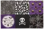 Sex Halloween-servetter med motiv: spindelnät, spöken, häxhattar, kittlar, fladdermöss och dödskalle. Färger: svart, vit, lila, gula detaljer.