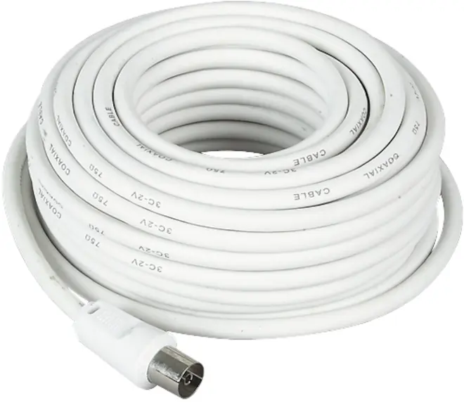 Vit koaxialkabel på rulle med F-hane-kontakt, passar för TV- eller internetanslutning. Tålig isolering, märkt med specifikationer, perfekt för hem eller kontor.