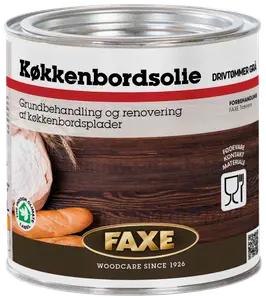 En-liters dåse Faxe køkkenbordsolie til grundbehandling og renovering af køkkenbordplader. Velegnet til fødevarekontakt. Grå nuance, metalbeholder med tætsluttende låg.