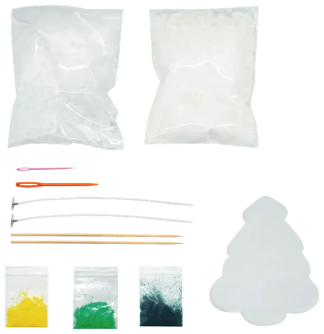 Pysselkit med två påsar pulver, tre färgpulver, plastform som gran, rörpinnar och pipetter. Perfekt för färgglatt, granformat experiment eller dekoration.