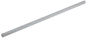 Lång, rak aluminiumprofil med rektangulärt tvärsnitt, silverfärgad och slät yta. Passar för konstruktion, ramar eller gör-det-själv-projekt.
