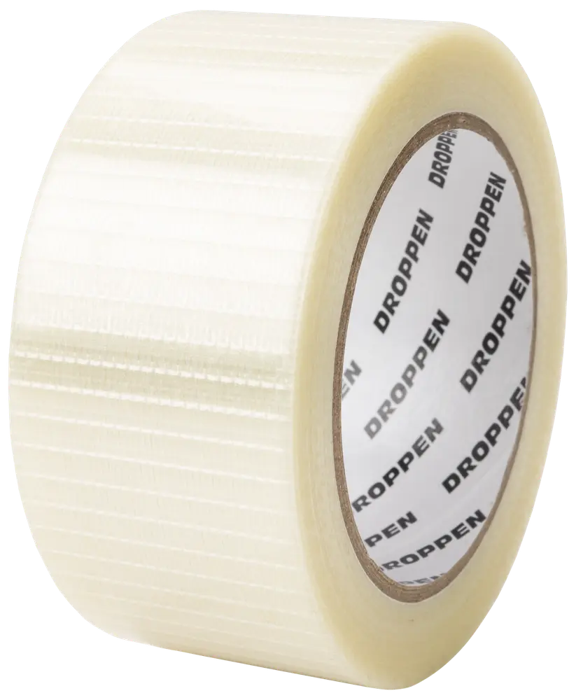 Klar pakketape med forstærkede fibre for ekstra styrke, velegnet til at lukke kasser og pakker. Inderkerne mærket 'DROPPEN'. Standardbredde, gennemsigtig, stærk klæbeevne.