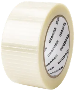 Klar pakketape med forstærkede fibre for ekstra styrke, velegnet til at lukke kasser og pakker. Inderkerne mærket 'DROPPEN'. Standardbredde, gennemsigtig, stærk klæbeevne.