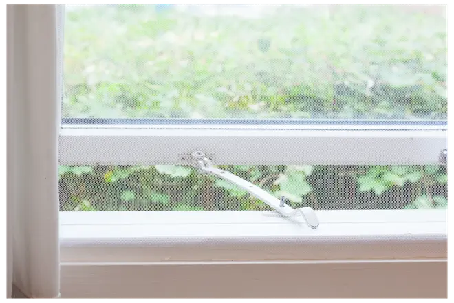 Myggenet til vindue - 130 x 150 cm