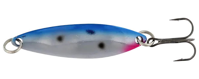 Metallisk fiskeske-lokke med blå til sølv finish, sorte prikker, pink spids, splitringe og trekrog.