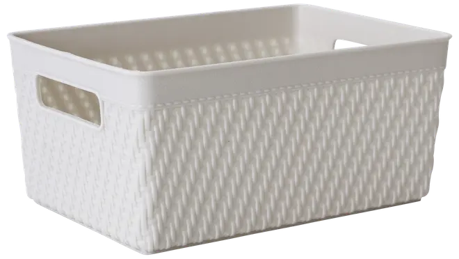 Rektangulär vit plastkorg med flätad struktur, öppen ovansida och inbyggda handtag på sidorna. Perfekt för förvaring och organisering av hem- eller kontorsartiklar.
