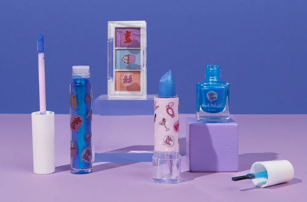  Create It! Sminkset med holografisk effekt – 4 delar