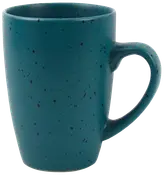 Høj keramikkop med buet hank, teal farve med sorte prikker, mat overflade, velegnet til varme drikke som kaffe eller te, moderne og minimalistisk design.