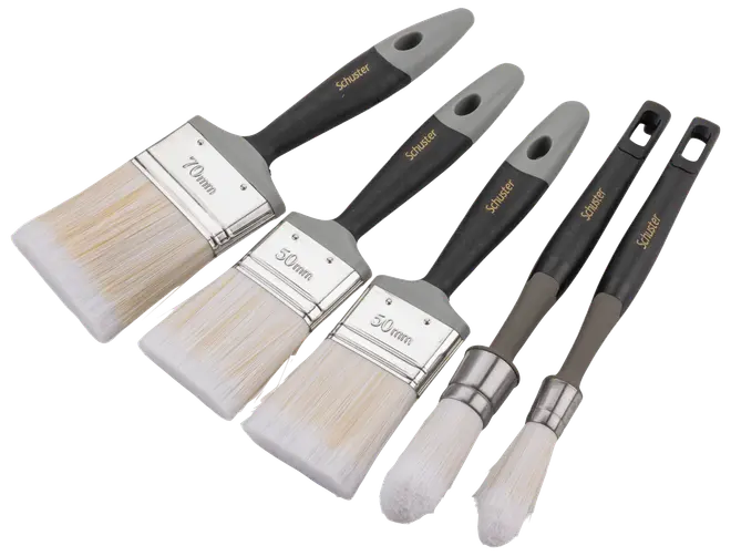Sæt med fem malerpensler med sorte håndtag, forskellige bredder (70mm, 50mm, 30mm), flade og runde børster, egnet til maling og dekoration, håndtag med ophængshul.