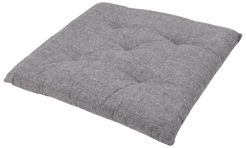Kvadratisk grå sittdyna med knappar, mjukt tygöverdrag och tjock stoppning för komfort. Passar till stolar, bänkar eller golvsittning. Enkel, modern stil.