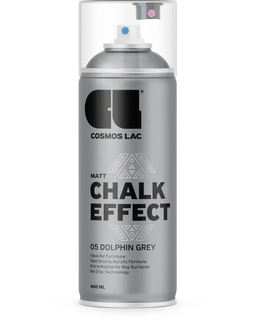 400 ml spraydåse med Cosmos Lac Matt Chalk Effect maling i Dolphin Grey. Hurtigtørrende akrylformel, ekstra dyse til store flader, drypfri teknologi. Ideel til møbler.