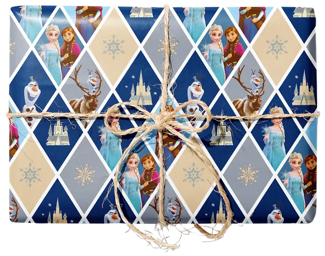 Presentpapper med Frost-tema, blått och crèmefärgat diamantmönster med Elsa, Anna, Olof, Kristoffer, snöflingor och slott.