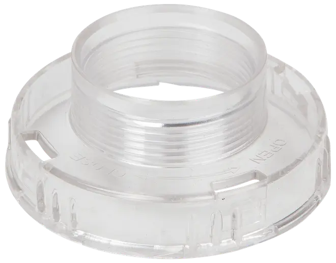 Klar plastadapterring med gängor, rund med bred bas och mittöppning, utformad för säker fastsättning på kompatibla behållare eller lock, hållbar och lätt att rengöra.
