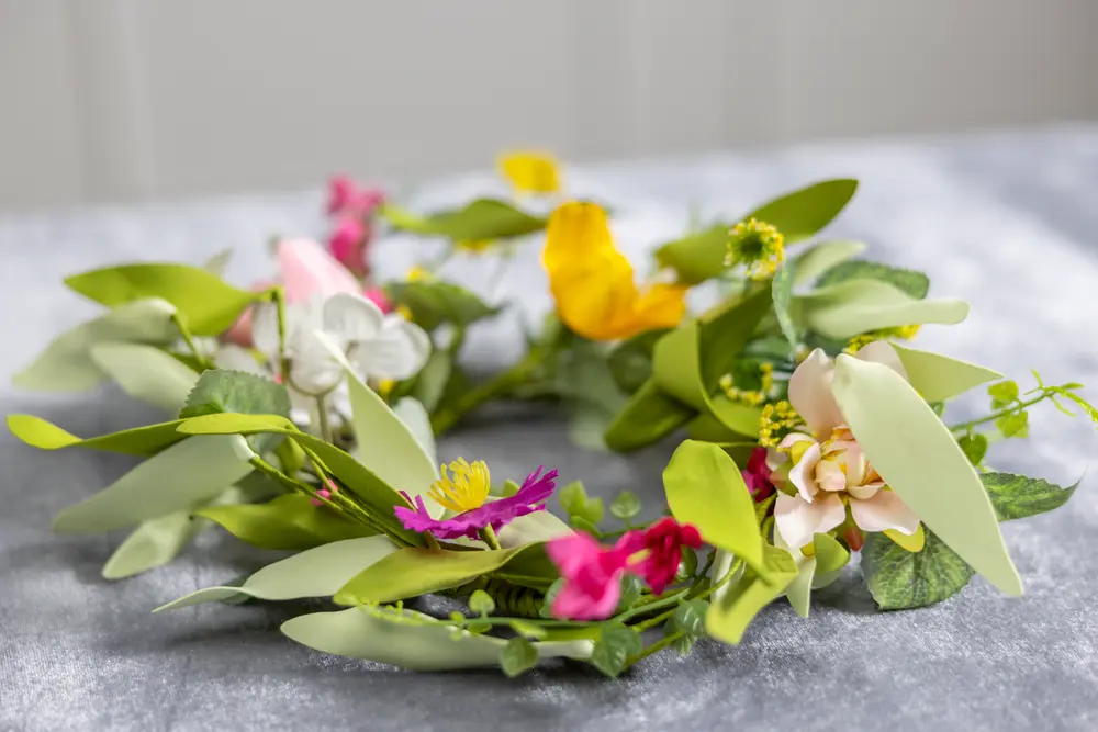 Blomsterkrans kunstig Ø25 - sommer