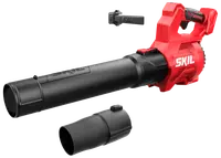 Röd och svart SKIL batteridriven lövblås med ergonomiskt handtag, avtagbart munstycke och medföljande batteri. Lätt design för utomhusrengöring. Extra munstycke visas separat.