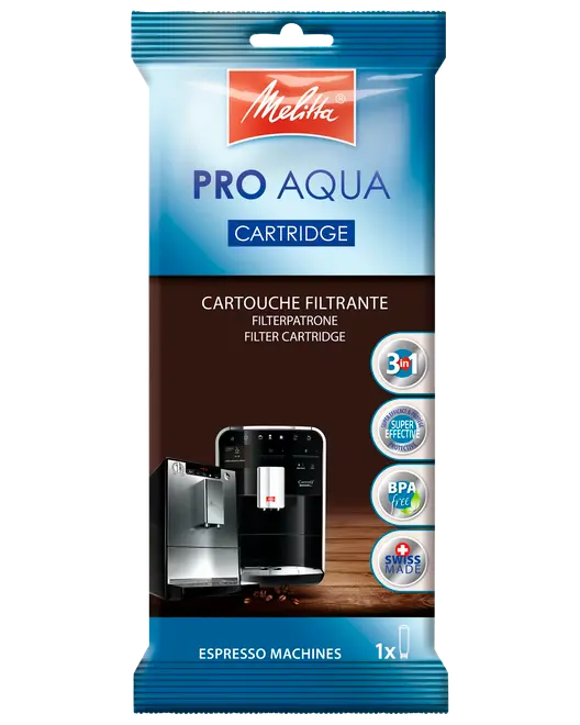 Melitta Pro Aqua filterpatron för espressomaskiner, 3-i-1, BPA-fri, tillverkad i Schweiz. Förpackningen visar kompatibilitet med olika espressomaskiner. En patron per förpackning.