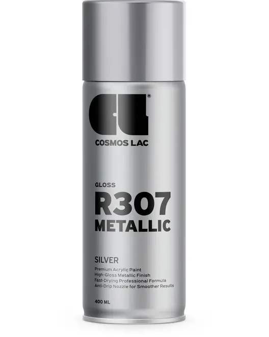 Sølv metallic spraymaling, 400 ml, mærket Cosmos Lac R307. Højglans finish, hurtigtørrende akrylformel og anti-dryp dyse for jævne, professionelle resultater.