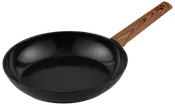 Sort non-stick stegepande med rund form og træhåndtag med ophængshul. Velegnet til forskellige komfurer og ideel til daglig madlavning.