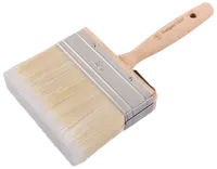Bred malerpensel med lyse syntetiske børster, træhåndtag og metalbånd. Håndtaget har ophængshul og logo. Børsten er 120 mm bred, ideel til store flader.