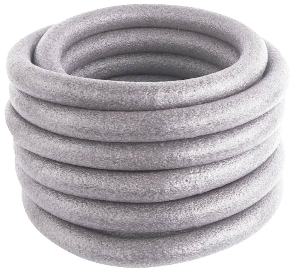 Grå, flexibel skumplastlist på rulle, cylinderformad. Används för att fylla fogar och springor före tätning. Lätt och lämplig för isolering och tätning.