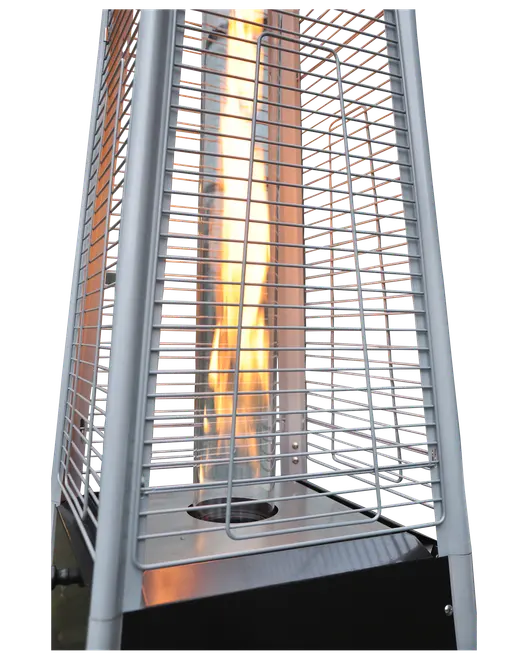 Høj udendørs terrassevarmer med synlig flamme i glasrør, omgivet af metal sikkerhedsbur. Sølv og sort finish, designet til varme og stemning i udendørs områder.