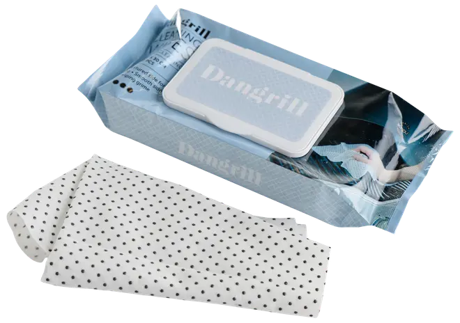 Pakke Dangrill rengøringsservietter med genluk, blå emballage og hvid klud med sorte prikker, velegnet til rengøring af overflader eller grill.