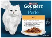 Purina Gourmet Perle Duo kattmat, 8x85g förpackningar. Blandade köttsmaker i sås, högkvalitativa ingredienser. Förpackningen visar en vit katt och en tallrik med mat.
