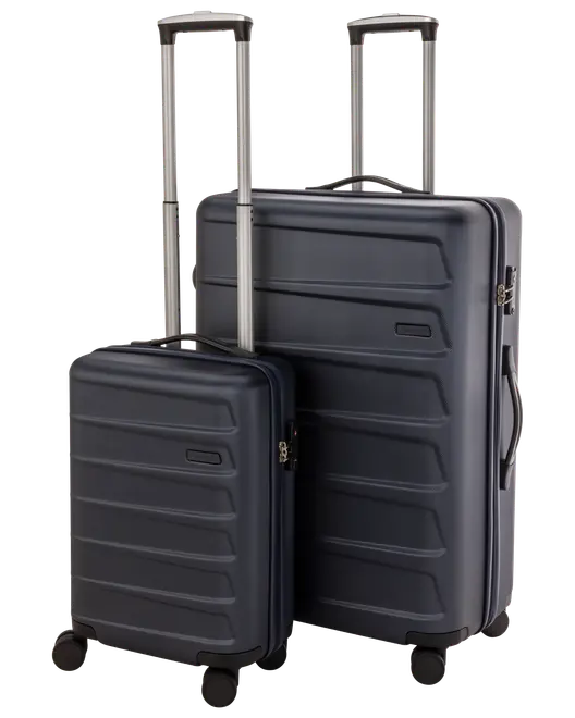 Sæt med to mørkeblå hardcase-kufferter med fire drejehjul, teleskophåndtag og sidehåndtag. Begge har et moderne design med vandrette riller for ekstra holdbarhed.