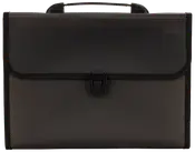 Sort dokumentmappe med tekstur, top-håndtag og sikker frontlås. Rektangulær og robust, ideel til opbevaring af papirer, filer eller kontorartikler. Professionelt udseende.