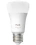 Smart LED-pære, hvid og farve, E27 fatning, mærket 'hue white and color 1100', moderne design, velegnet til smart home belysning, energibesparende, justerbar lysstyrke og farve.