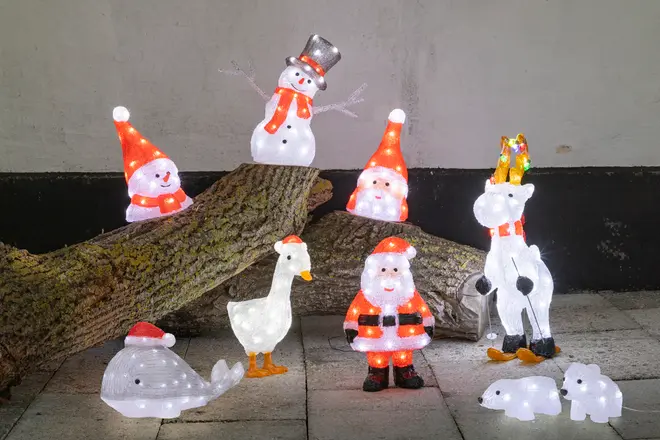 Oplyste julefigurer til haven med julemand, snemænd, gås, rensdyr og isbjørne med varme hvide og røde LED-lys.