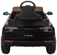 Svart Lamborghini Urus elbil för barn, realistisk bakdel med detaljerade bakljus, dubbla avgasrör och logotyp. En sits, ratt och sidospeglar ingår.