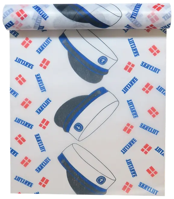 Dekorativt gavepapir med danske studenterhuer, små dannebrogsflag og teksten 'Student', perfekt til gaveindpakning ved studenterfesten.