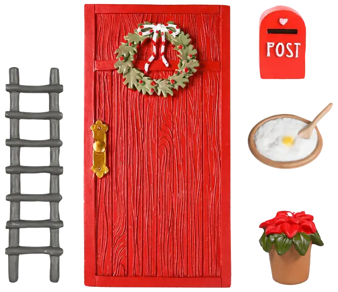 Sættet indeholder en rød dør med krans, gyldent håndtag, grå stige, rød postkasse, skål med ske og potteplante. Ideel til juleminiature eller dukkehus.