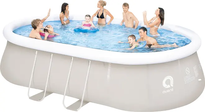 Pool Oval m. stålramme 10.886 L