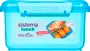 Rektangulær blå plastik madkasse med sikker kliklåg, mærket 'Sistema Lunch Plus'. BPA- og phthalatfri, 1,2L kapacitet, fremstillet i New Zealand, egnet til opbevaring af mad.