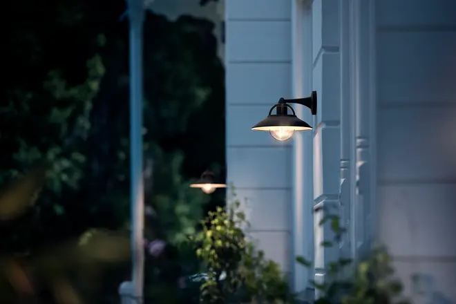 PHILIPS Cormorant E27 vägglampa - svart