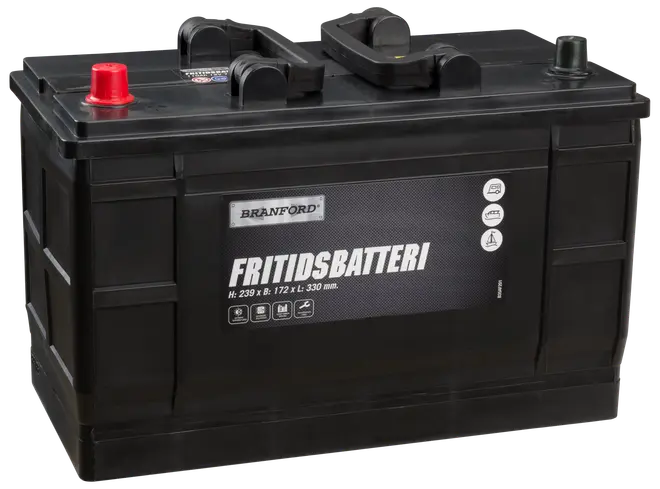 Branford fritidsbatteri, sort rektangulær kasse, mærket "FRITIDSBATTERI". Med bærehåndtag, røde og sorte terminaler, egnet til bil, båd og camping. Mål: 239x172x330 mm.