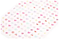 Ark med små, farverige klistermærker med hjerter, blomster, kirsebær, stjerner, skyer og søde ansigter. Perfekt til dekoration af kalendere, notesbøger eller hobbyprojekter.