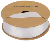 Vitt satinband på en kartongspole, 20 meter långt. Slät, glänsande yta för presentinslagning, pyssel eller dekoration. Enkel förpackning med produktinformation på toppen.