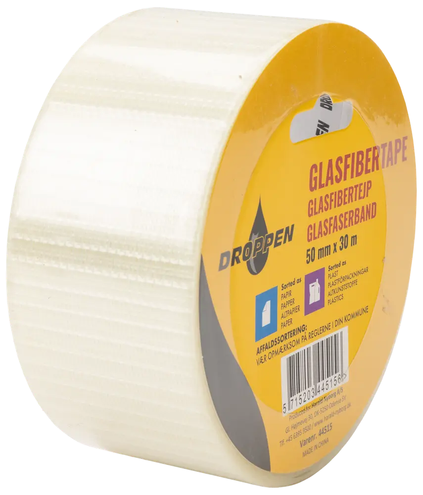 Rulle glasfibertape, 50 mm bred og 30 m lang, gennemsigtig med synlige fibre, stærk og holdbar, velegnet til pakning, reparationer og forstærkning. Mærke: Droppen.