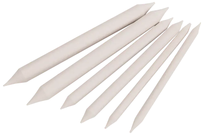 Set med sju vita stompfar i papper i olika storlekar, dubbelsidiga med spetsiga ändar, perfekta för att blanda och skugga kol, grafit eller pastell.