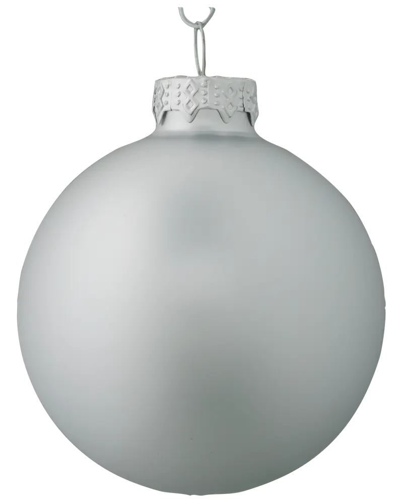 Matt silver julgranskula med slät yta, rund form och metallhatt med upphängningsögla. Perfekt för dekoration eller pyssel. Enkel och elegant design.