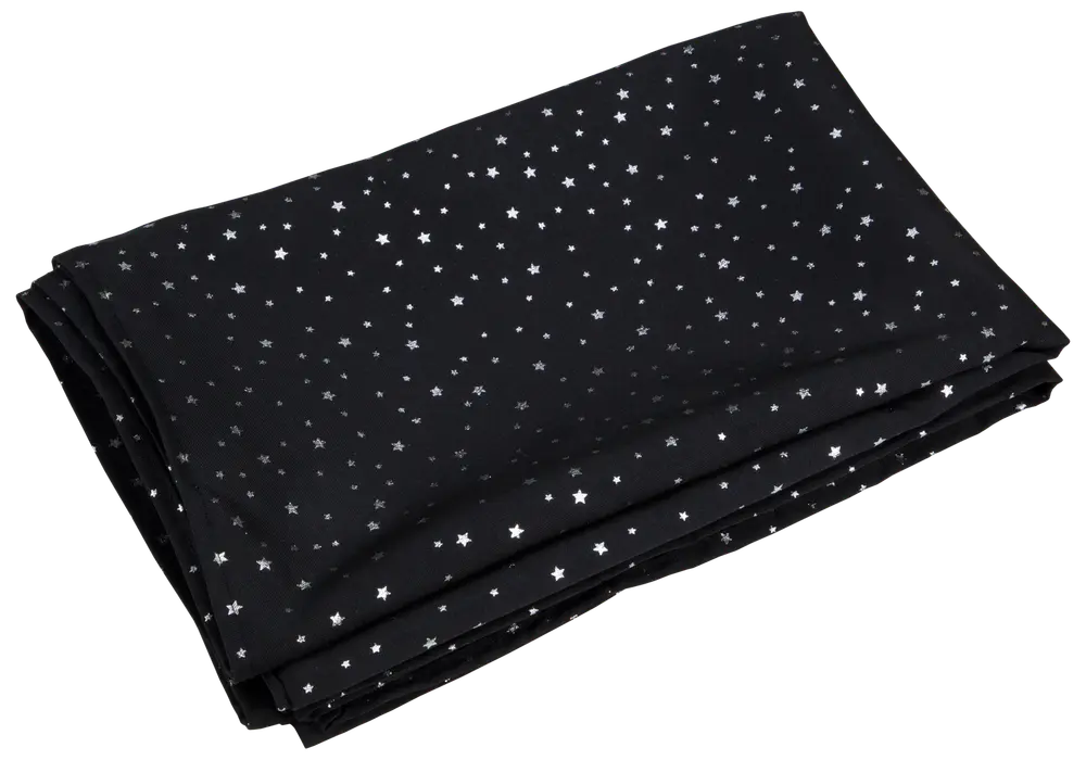 Svart tygstycke med små vita stjärnor utspridda över ytan. Mjukt material, lämpligt för sängkläder eller pyssel. Prydligt vikt.