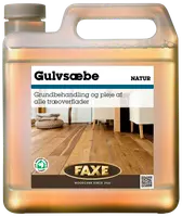 FAXE Gulvsæbe Natur, 5-liters plastdunk, til grundbehandling og pleje af alle træoverflader. Egnet til indendørs brug, bevarer træets udseende, nem hældetud, skruelåg.
